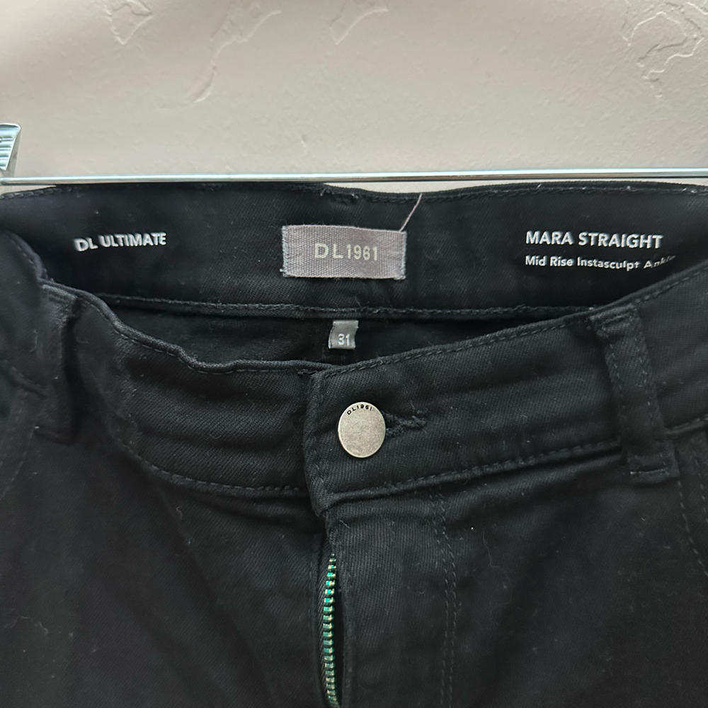 DL1961 Mara Straight Pant - Picture 4 of 5